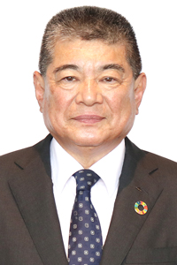 4連共通会長の平岡武氏