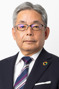 新会長に就任した八木晋介氏