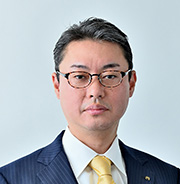 代表取締役社長　内山剛治 氏