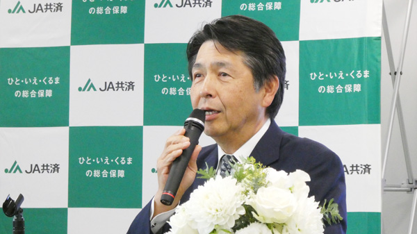 村山美彦理事長