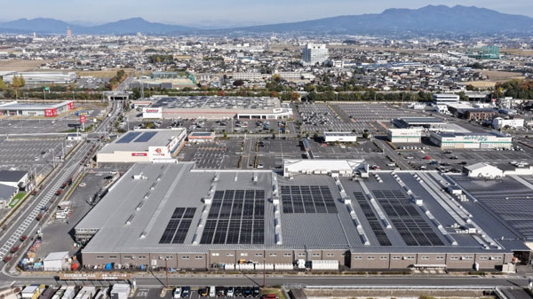 ベイシア前橋みなみモール店が入居する商業施設 パワーモール前橋みなみ内の太陽光発電設備