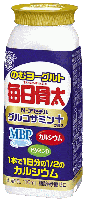 。「のむヨーグルト毎日骨太　グルコサミンプラス」110ml