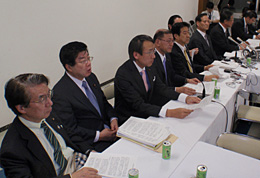 nous1303141401.jpg