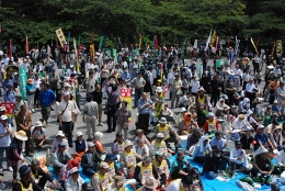 全国から2000人を超える参加者であふれた芝公園