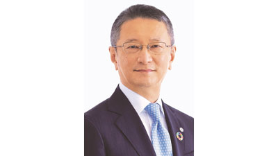 西尾啓治s.jpg