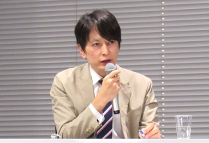 静岡県立大学経営情報学部の落合康裕教授