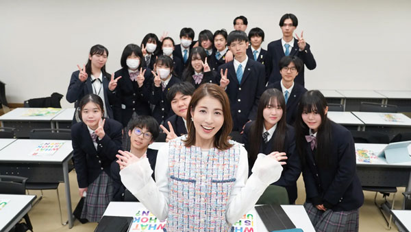 特別授業「ホクレン・ハイスクールキャラバン」に参加した永島さんと生徒たち