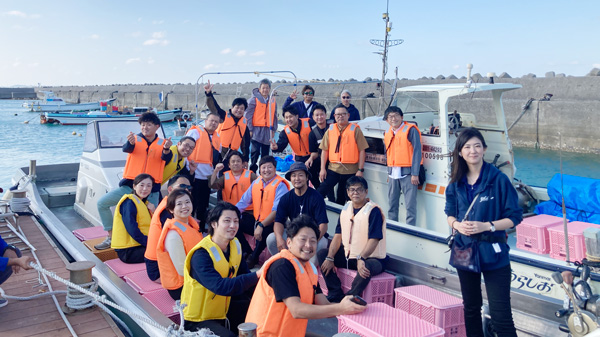 浜作業や海上作業も視察