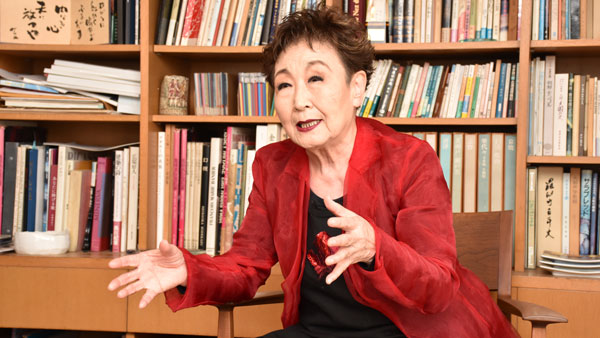 歌手・加藤登紀子さん