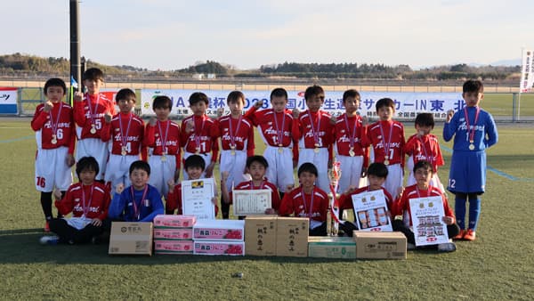 優勝した青森ＦＣ（青森県）