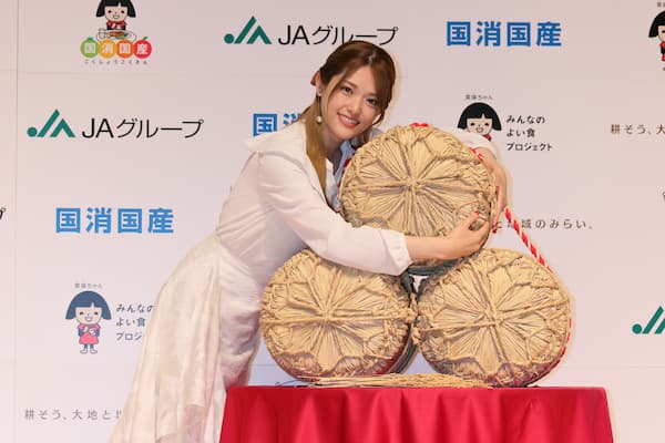 「ＪＡグループお米消費拡大アンバサダー」を務める松村沙友理さん