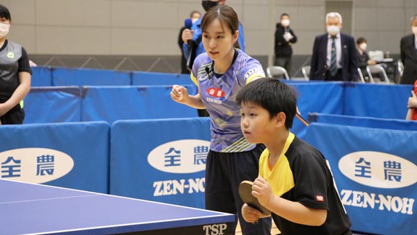 卓球日本代表の石川佳純選手が愛媛県の子どもたちを直接指導　ＪＡ全農