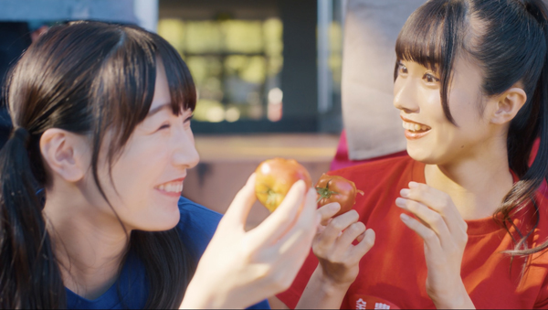 「キョーリョク・パートナー」ミュージックビデオから