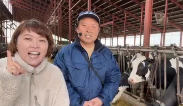 牧場主の山岸さんと娘の愛さん