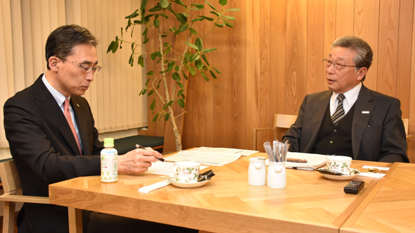 インタビューは1999年の食料・農業・農村基本法制定から、2027年からの水田政策見直しの課題にまで及んだ