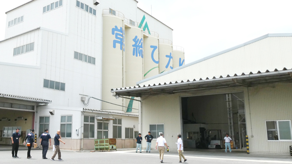 カントリーエレベーター外観