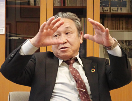 「農協は農家の防波堤」と説くＪＡ常陸の秋山豊組合長