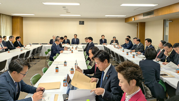11月12日の自民党農業構造転換推進委員会