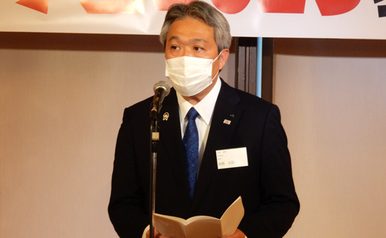開会のあいさつをするＪＡ全農耕種資材部の高橋正臣部長