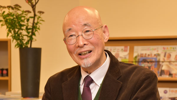 文芸アナリスト　大金義昭氏