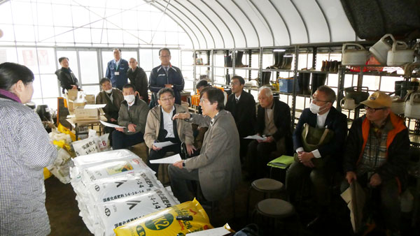 【農協研究会】行政との連携で都市型農業を推進　ＪＡはだので現地視察（２）.jpg