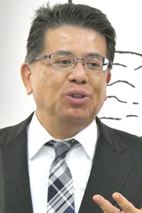 中村勝彦理事長