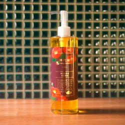 「神代椿-金-　大容量ボトル（400ml）」