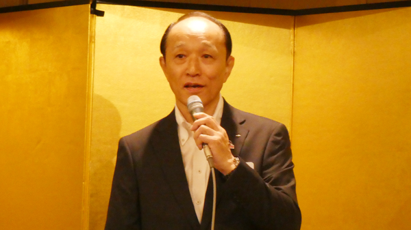 あいさつする伊藤清孝新会長（ＪＡ岩手県中央会代表理事会長）