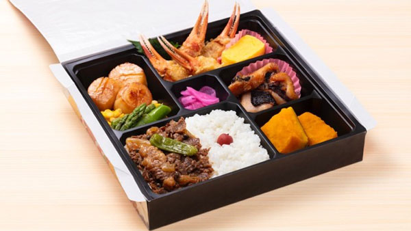 ＪＡるもい物産展で販売する「るもいの特選農作物と道産ホタテのスペシャル弁当」