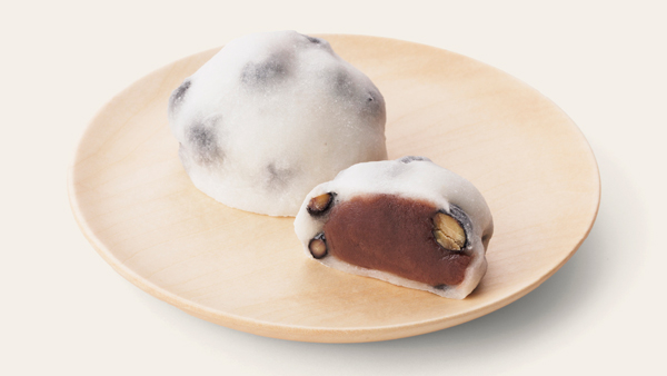 こだわりの北海道産食材を使ってつくられた「モ～モ～豆大福」