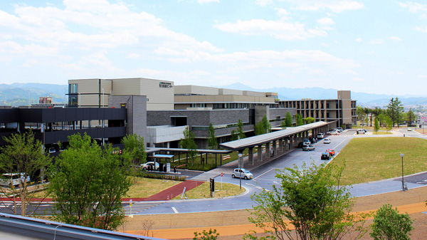 2014年に完成した「佐久医療センター」