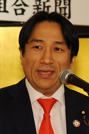 川田龍平立憲民主党参議院議員