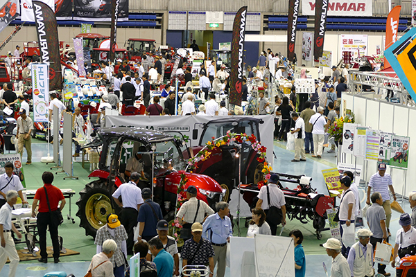 ＪＡ農機＆資材フェスタ2018　会場のようす