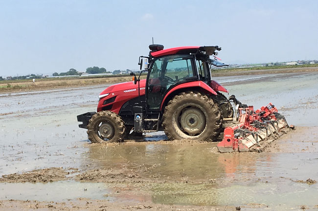 20190701　完全無人で走行するロボットトラクター