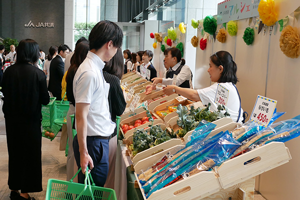 北海道・東北エリアから25品目を完売　ＪＡ共済マルシェ