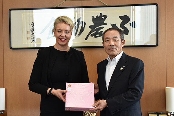豪州も農協づくりに力－豪州農相が全中訪問