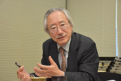 萩原伸次郎氏