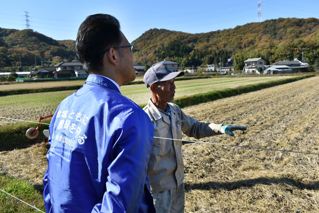 統一ジャンバーは訪問の印象づけに