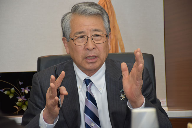 市村会長