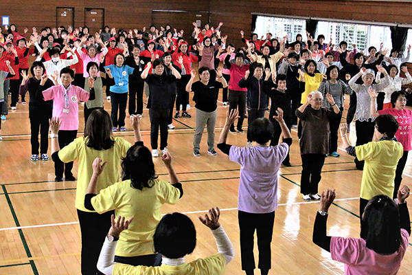 毎年交代で開く「姉妹提携」の交流会