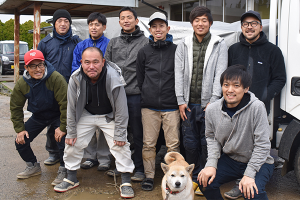 岡農産で働く若いパワー