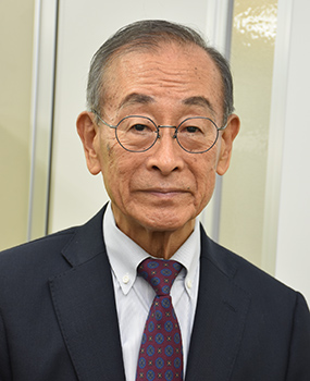 湖東京至氏