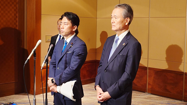 小泉農相　筒井会長
