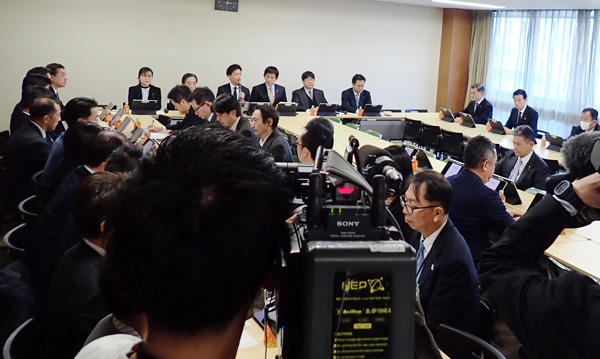 メガソーラー支援、2027年度に「廃止」 政府・自民党 「地域共生型」へ転換図る