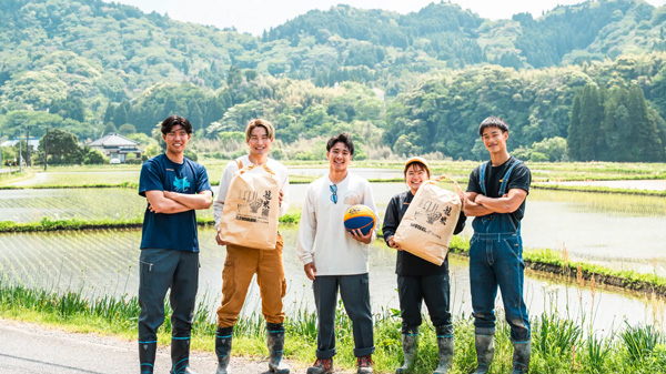 esDGz OTAKI.EXEの選手ら