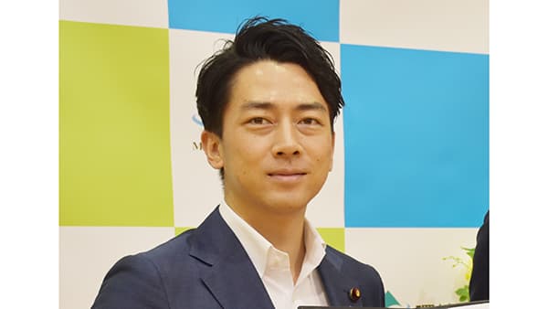 小泉新農相.jpg