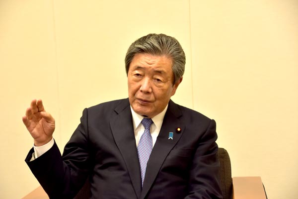 森田実と語る１　森山元農相.jpg