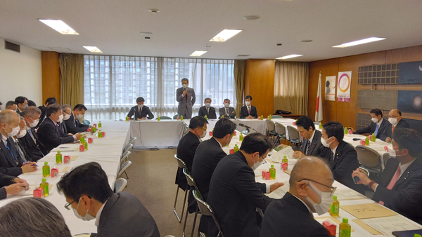 年内に「食料安全保障強化政策大綱」の策定を提言　自民党・合同会議