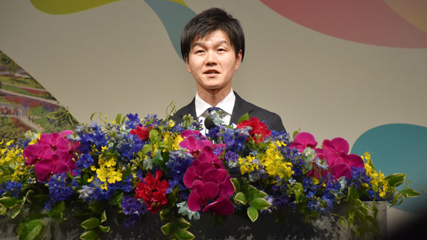 鈴木憲和農水大臣