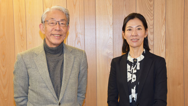 左が加藤一郎氏、右が秋田典子氏